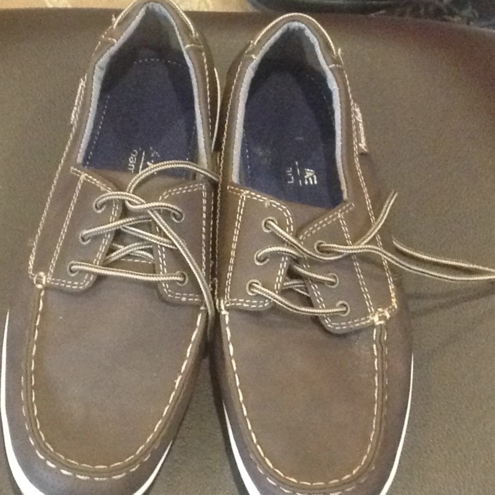 Men's shoes